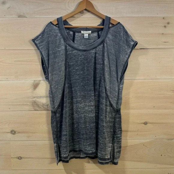 Motherhood Maternity Destructed Cut Out Shoulder Short Sleeve Top Blue Size L - Picture 1 of 6